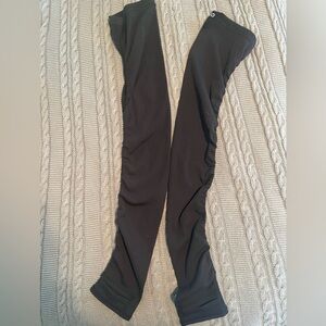 Alo Goddess Leg Warmers